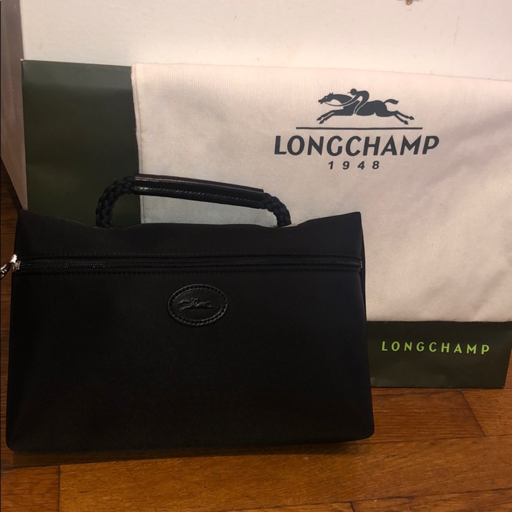 Black clutch with rope handle